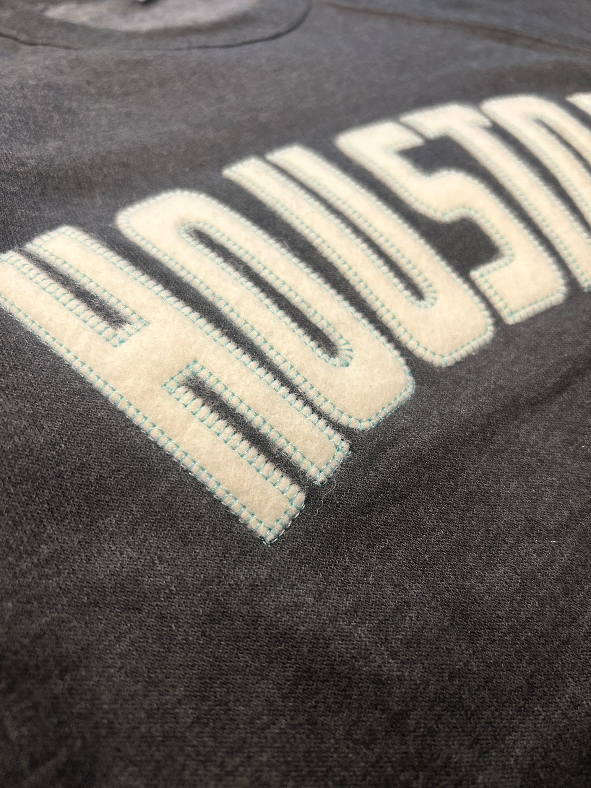 HOUSTON Appliqué Crewneck